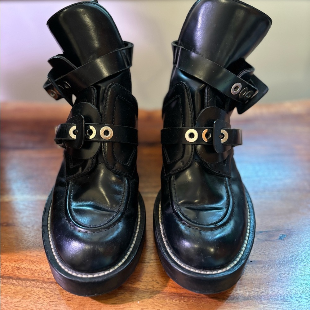 Balenciaga Black Leather Cutout Ceinture Boots